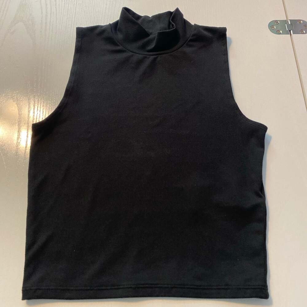 XXS Black Hollister body crop top
